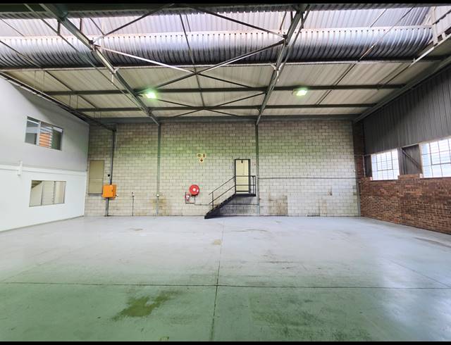 378M² WAREHOUSE TO LET IN KYA SANDS